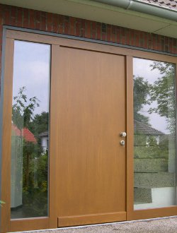 Tischlerei Helmut Meyer GmbH - Haustüren - HT 172